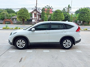 รถบ้าน รถมือสอง Honda CR-V 2.0 i-VTEC รุ่น E เกียร์ Auto 4WD ปี 2013 โดย หญิงรถบ้าน รถมือสองขอนแก่น ราคาถูก ผ่อนสบาย