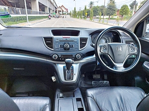 รถบ้าน รถมือสอง Honda CR-V 2.0 i-VTEC รุ่น E เกียร์ Auto 4WD ปี 2013 โดย หญิงรถบ้าน รถมือสองขอนแก่น ราคาถูก ผ่อนสบาย