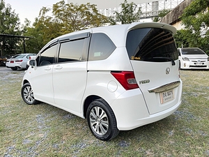 รถบ้าน รถมือสอง Honda Freed 1.5 i-VTEC รุ่น E เกียร์ Auto ปี 2012  โดย หญิงรถบ้าน รถมือสองขอนแก่น ราคาถูก ผ่อนสบาย