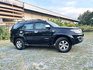 รถบ้าน รถมือสอง Toyota Fortuner 3.0 V เกียร์ Auto 4WD ปี 2006  โดย หญิงรถบ้าน รถมือสองขอนแก่น ราคาถูก ผ่อนสบาย