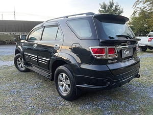 รถบ้าน รถมือสอง Toyota Fortuner 3.0 V เกียร์ Auto 4WD ปี 2006  โดย หญิงรถบ้าน รถมือสองขอนแก่น ราคาถูก ผ่อนสบาย
