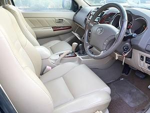 รถบ้าน รถมือสอง Toyota Fortuner 3.0 V เกียร์ Auto 4WD ปี 2006  โดย หญิงรถบ้าน รถมือสองขอนแก่น ราคาถูก ผ่อนสบาย