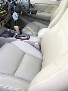 รถบ้าน รถมือสอง Toyota Fortuner 3.0 V เกียร์ Auto 4WD ปี 2006  โดย หญิงรถบ้าน รถมือสองขอนแก่น ราคาถูก ผ่อนสบาย
