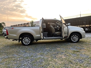 รถบ้าน รถมือสอง Toyota Hilux Vigo Smart CAB 2.7 VVT-i  เบนซิน รุ่น J  ปี 2011 โดย หญิงรถบ้าน รถมือสองขอนแก่น ราคาถูก ผ่อนสบาย