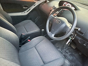 รถบ้าน รถมือสอง Toyota Yaris 1.5 รุ่น E Airbag ABS เกียร์ Auto ปี 2013 โดย หญิงรถบ้าน รถมือสองขอนแก่น ราคาถูก ผ่อนสบาย