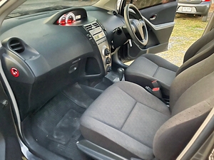 รถบ้าน รถมือสอง Toyota Yaris 1.5 รุ่น E Airbag ABS เกียร์ Auto ปี 2013 โดย หญิงรถบ้าน รถมือสองขอนแก่น ราคาถูก ผ่อนสบาย