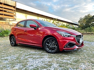 รถบ้าน รถมือสอง Mazda2 Hatchback 1.3 SkyActiv-G เกียร์ Auto ปี 2016 โดย หญิงรถบ้าน รถมือสองขอนแก่น ราคาถูก ผ่อนสบาย