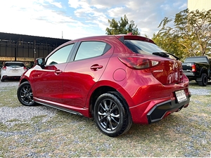 รถบ้าน รถมือสอง Mazda2 Hatchback 1.3 SkyActiv-G เกียร์ Auto ปี 2016 โดย หญิงรถบ้าน รถมือสองขอนแก่น ราคาถูก ผ่อนสบาย