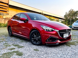 รถบ้าน รถมือสอง Mazda2 Sedan 1.3 SkyActiv-G รุ่น Top เกียร์ Auto ปี 2017  โดย หญิงรถบ้าน รถมือสองขอนแก่น ราคาถูก ผ่อนสบาย