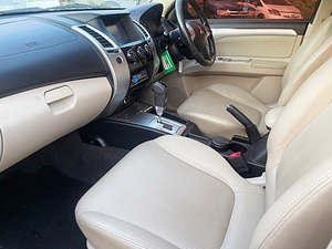 รถบ้าน รถมือสอง Mitsubishi Pajero Sport 2.5 2WD รุ่น GT เกียร์ Auto ปี 2011 โดย หญิงรถบ้าน รถมือสองขอนแก่น ราคาถูก ผ่อนสบาย