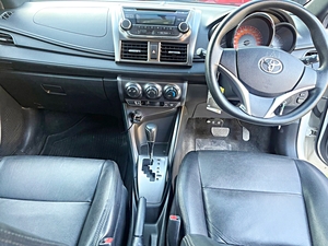 รถบ้าน รถมือสอง Toyota Yaris 1.2 รุ่น E เกียร์ Auto ปี 2015 โดย หญิงรถบ้าน รถมือสองขอนแก่น ราคาถูก ผ่อนสบาย