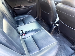 รถบ้าน รถมือสอง Toyota Yaris 1.2 รุ่น E เกียร์ Auto ปี 2015 โดย หญิงรถบ้าน รถมือสองขอนแก่น ราคาถูก ผ่อนสบาย