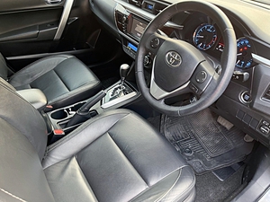 รถบ้าน รถมือสอง Toyota  Corolla Altis 1.8 รุ่น V Navi เกียร์ Auto ปี 2014 โดย หญิงรถบ้าน รถมือสองขอนแก่น ราคาถูก ผ่อนสบาย