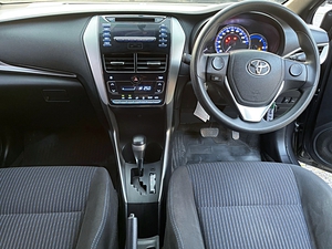 รถบ้าน รถมือสอง Toyota Yaris 1.2  รุ่น E เกียร์ Auto ปี 2018  โดย หญิงรถบ้าน รถมือสองขอนแก่น ราคาถูก ผ่อนสบาย