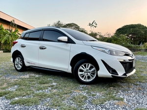รถบ้าน รถมือสอง Toyota Yaris 1.2  รุ่น G เกียร์ Auto ปี 2017  โดย หญิงรถบ้าน รถมือสองขอนแก่น ราคาถูก ผ่อนสบาย