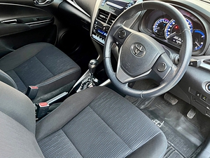 รถบ้าน รถมือสอง Toyota Yaris 1.2  รุ่น G เกียร์ Auto ปี 2017  โดย หญิงรถบ้าน รถมือสองขอนแก่น ราคาถูก ผ่อนสบาย