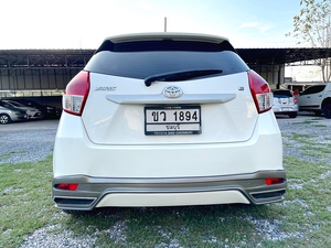 รถบ้าน รถมือสอง Toyota Yaris 1.2 รุ่น E เกียร์ Auto ปี 2015 โดย หญิงรถบ้าน รถมือสองขอนแก่น ราคาถูก ผ่อนสบาย