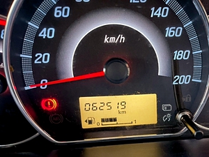 รถบ้าน รถมือสอง Mitsubishi Mirage 1.2 รุ่น GLX เกียร์ MT ปี 2018  โดย หญิงรถบ้าน รถมือสองขอนแก่น ราคาถูก ผ่อนสบาย