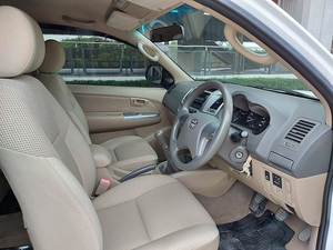 รถบ้าน รถมือสอง Toyota Hilux Vigo Champ Prerunner Smart Cab 2.5 E เกียร์ MT ปี 2013  โดย หญิงรถบ้าน รถมือสองขอนแก่น ราคาถูก ผ่อนสบาย