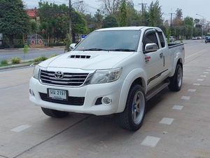 รถบ้าน รถมือสอง Toyota Hilux Vigo Champ Prerunner Smart Cab 2.5 E เกียร์ MT ปี 2013  โดย หญิงรถบ้าน รถมือสองขอนแก่น ราคาถูก ผ่อนสบาย