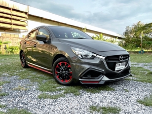 รถบ้าน รถมือสอง Mazda2 Sedan 1.3 SkyActiv-G เกียร์ Auto ปี 2015  โดย หญิงรถบ้าน รถมือสองขอนแก่น ราคาถูก ผ่อนสบาย