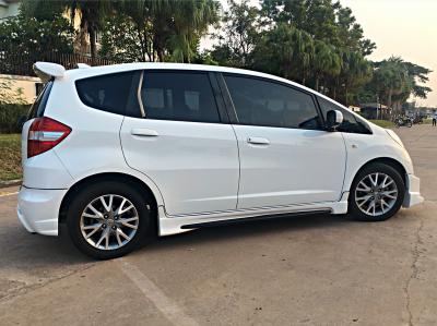 รถบ้าน รถมือสอง Honda Jazz 1.5 i-VTEC รุ่น V เกียร์ ​Auto ปี 2012 โดย หญิงรถบ้าน รถมือสองขอนแก่น ราคาถูก ผ่อนสบาย