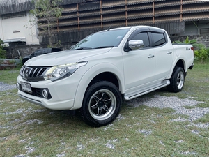 รถบ้าน รถมือสอง Mitsubishi Triton Plus Double Cab 2.4 GLX เกียร์ MT ปี 2018 โดย หญิงรถบ้าน รถมือสองขอนแก่น ราคาถูก ผ่อนสบาย