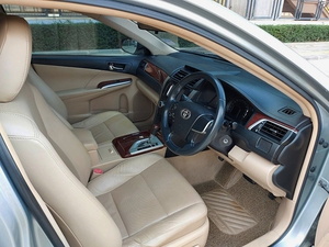 รถบ้าน รถมือสอง Toyota Camry 2.0 รุ่น G เกียร์ Auto ปี 2012  โดย หญิงรถบ้าน รถมือสองขอนแก่น ราคาถูก ผ่อนสบาย