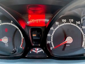 รถบ้าน รถมือสอง Ford Fiesta 1.5 S Sport เกียร์ Auto ปี 2012 โดย หญิงรถบ้าน รถมือสองขอนแก่น ราคาถูก ผ่อนสบาย
