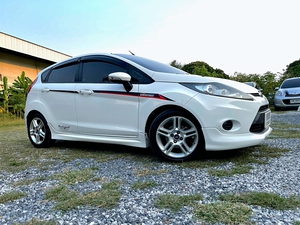 รถบ้าน รถมือสอง Ford Fiesta 1.5 S Sport เกียร์ Auto ปี 2012 โดย หญิงรถบ้าน รถมือสองขอนแก่น ราคาถูก ผ่อนสบาย