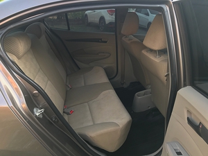 รถบ้าน รถมือสอง Honda City 1.5 i-VTEC รุ่น V เกียร์ Auto ปี 2010  โดย หญิงรถบ้าน รถมือสองขอนแก่น ราคาถูก ผ่อนสบาย