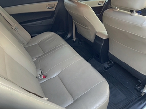 รถบ้าน รถมือสอง Toyota  Corolla Altis 1.6 รุ่น G เกียร์ Auto ปี 2015 โดย หญิงรถบ้าน รถมือสองขอนแก่น ราคาถูก ผ่อนสบาย