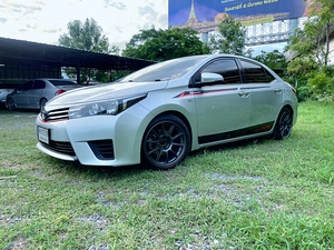 รถบ้าน รถมือสอง Toyota  Corolla Altis 1.6 รุ่น G เกียร์ Auto ปี 2015 โดย หญิงรถบ้าน รถมือสองขอนแก่น ราคาถูก ผ่อนสบาย