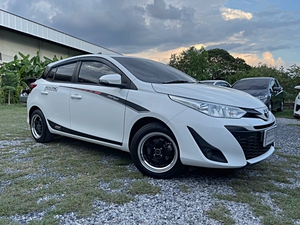 รถบ้าน รถมือสอง Toyota Yaris 1.2  รุ่น E เกียร์ Auto ปี 2018 โดย หญิงรถบ้าน รถมือสองขอนแก่น ราคาถูก ผ่อนสบาย