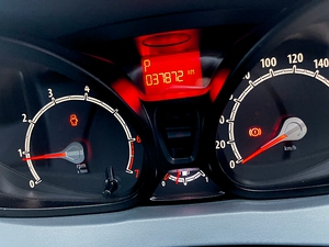รถบ้าน รถมือสอง Ford Fiesta 1.5 S Sport เกียร์ Auto ปี 2012  โดย หญิงรถบ้าน รถมือสองขอนแก่น ราคาถูก ผ่อนสบาย
