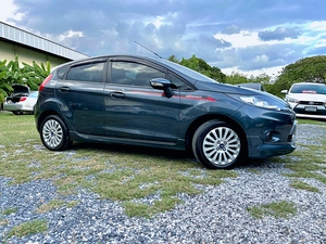รถบ้าน รถมือสอง Ford Fiesta 1.5 S Sport เกียร์ Auto ปี 2012  โดย หญิงรถบ้าน รถมือสองขอนแก่น ราคาถูก ผ่อนสบาย
