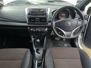 รถบ้าน รถมือสอง Toyota Yaris 1.2 รุ่น J เกียร์ Auto ปี 2016 โดย หญิงรถบ้าน รถมือสองขอนแก่น ราคาถูก ผ่อนสบาย