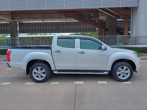 รถบ้าน รถมือสอง ISUZU D-MAX Hi-Lander 4-Door 2.5 Z Ddi VGS ปี 2012 โดย หญิงรถบ้าน รถมือสองขอนแก่น ราคาถูก ผ่อนสบาย