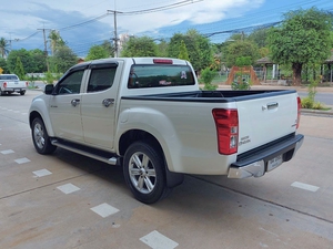 รถบ้าน รถมือสอง ISUZU D-MAX Hi-Lander 4-Door 2.5 Z Ddi VGS ปี 2012 โดย หญิงรถบ้าน รถมือสองขอนแก่น ราคาถูก ผ่อนสบาย