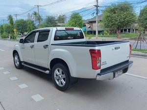 รถบ้าน รถมือสอง ISUZU D-MAX Hi-Lander 4-Door 2.5 Z Ddi VGS ปี 2012 โดย หญิงรถบ้าน รถมือสองขอนแก่น ราคาถูก ผ่อนสบาย
