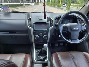 รถบ้าน รถมือสอง ISUZU D-MAX Hi-Lander 4-Door 2.5 Z Ddi VGS ปี 2012 โดย หญิงรถบ้าน รถมือสองขอนแก่น ราคาถูก ผ่อนสบาย