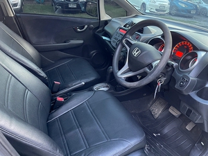 รถบ้าน รถมือสอง Honda Jazz 1.5 i-VTEC รุ่น V เกียร์ Auto ปี 2011 โดย หญิงรถบ้าน รถมือสองขอนแก่น ราคาถูก ผ่อนสบาย