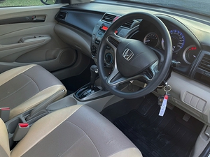 รถบ้าน รถมือสอง Honda City 1.5 i-VTEC รุ่น V เกียร์ Auto ปี 2013 โดย หญิงรถบ้าน รถมือสองขอนแก่น ราคาถูก ผ่อนสบาย