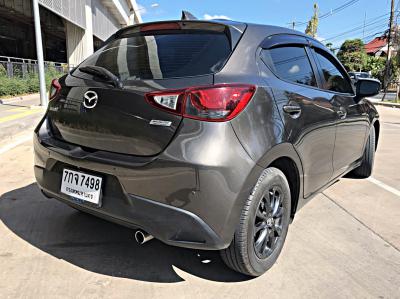 รถบ้าน รถมือสอง Mazda2 Hatchback 1.3 SkyActiv-G เกียร์ ​Auto ปี 2560 โดย หญิงรถบ้าน รถมือสองขอนแก่น ราคาถูก ผ่อนสบาย