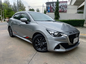 รถบ้าน รถมือสอง Mazda2 Sedan 1.3 SkyActiv-G เกียร์ Auto ปี 2017  โดย หญิงรถบ้าน รถมือสองขอนแก่น ราคาถูก ผ่อนสบาย