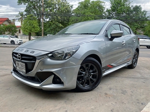 รถบ้าน รถมือสอง Mazda2 Sedan 1.3 SkyActiv-G เกียร์ Auto ปี 2017  โดย หญิงรถบ้าน รถมือสองขอนแก่น ราคาถูก ผ่อนสบาย