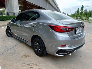 รถบ้าน รถมือสอง Mazda2 Sedan 1.3 SkyActiv-G เกียร์ Auto ปี 2017  โดย หญิงรถบ้าน รถมือสองขอนแก่น ราคาถูก ผ่อนสบาย