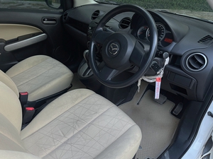 รถบ้าน รถมือสอง Mazda2 1.5 Elegance Spirit เกียร์ Auto ปี 2013 โดย หญิงรถบ้าน รถมือสองขอนแก่น ราคาถูก ผ่อนสบาย