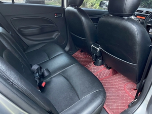 รถบ้าน รถมือสอง Mitsubishi Attrage 1.2 รุ่น GLX เกียร์ Auto ปี 2015 โดย หญิงรถบ้าน รถมือสองขอนแก่น ราคาถูก ผ่อนสบาย