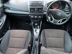 รถบ้าน รถมือสอง Toyota Yaris 1.2 รุ่น E เกียร์ Auto ปี 2016 โดย หญิงรถบ้าน รถมือสองขอนแก่น ราคาถูก ผ่อนสบาย